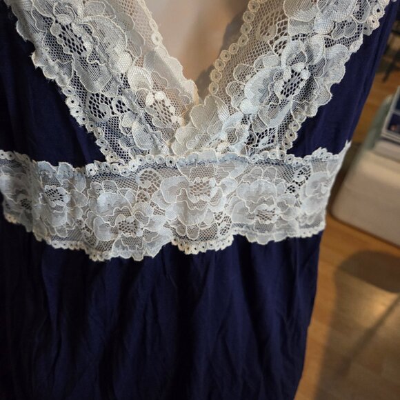 New blue and white teddy nightgown size large. White lace straps. - Picture 3 of 8